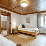 Apartman Chesa-strimer - Rustica
